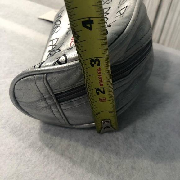 Robin Ruth Wristlet Paris NWT - Picture 8 of 9